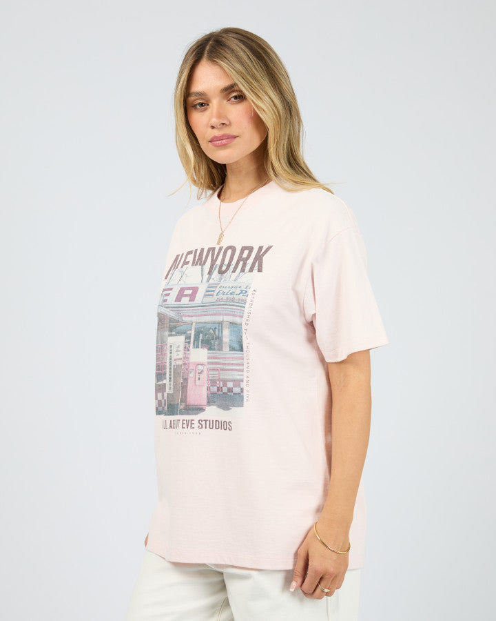 NEW YORK DINER RELAXED TEE - PALE PINK