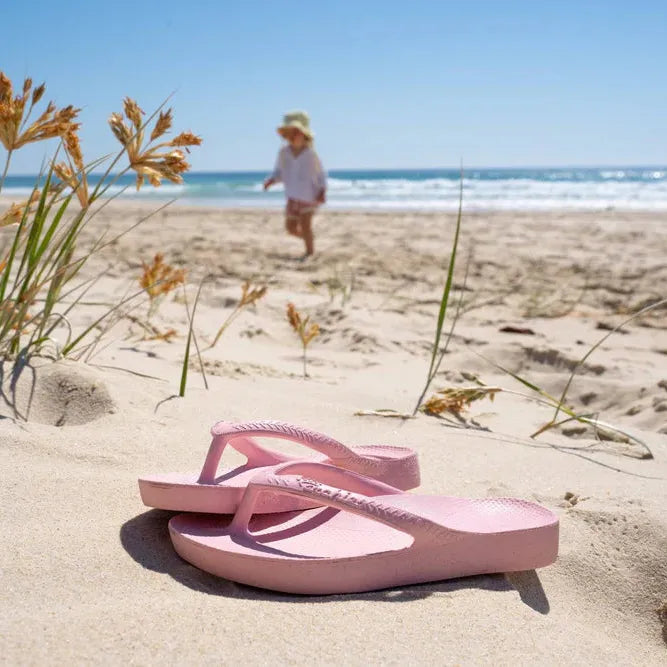 Archies Arch Support Thongs - Kids - Pink