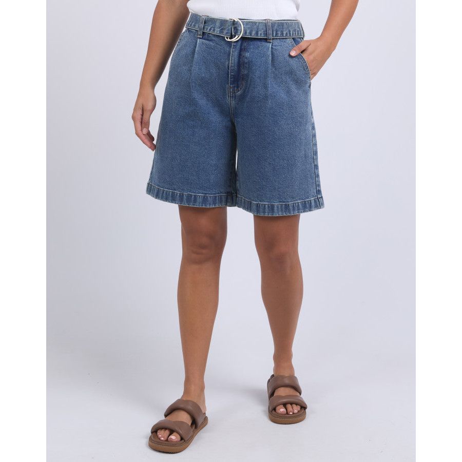 SAINT SHORT
