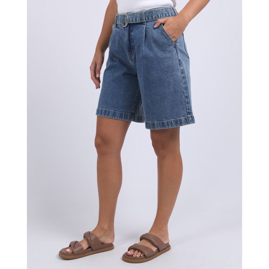 SAINT SHORT