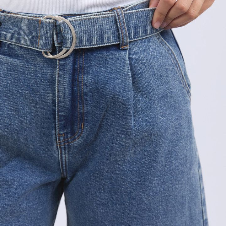SAINT SHORT
