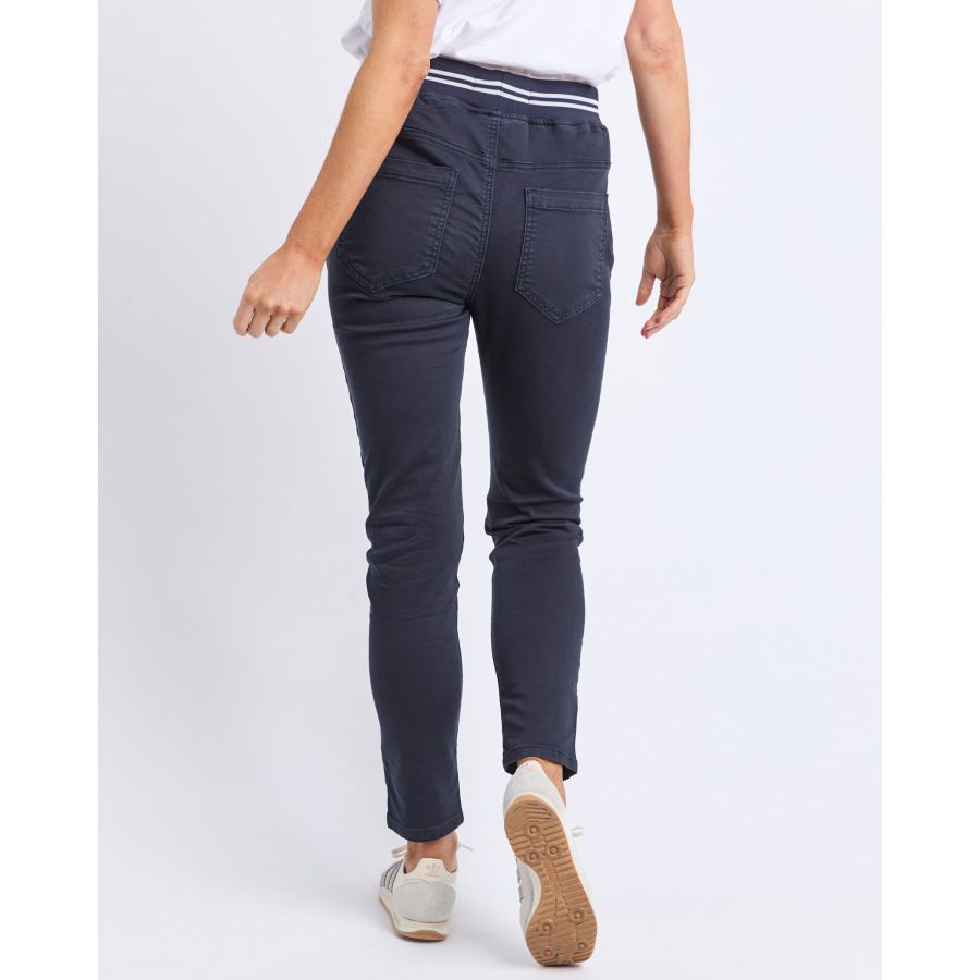 SYLVIA JOGGER - Navy
